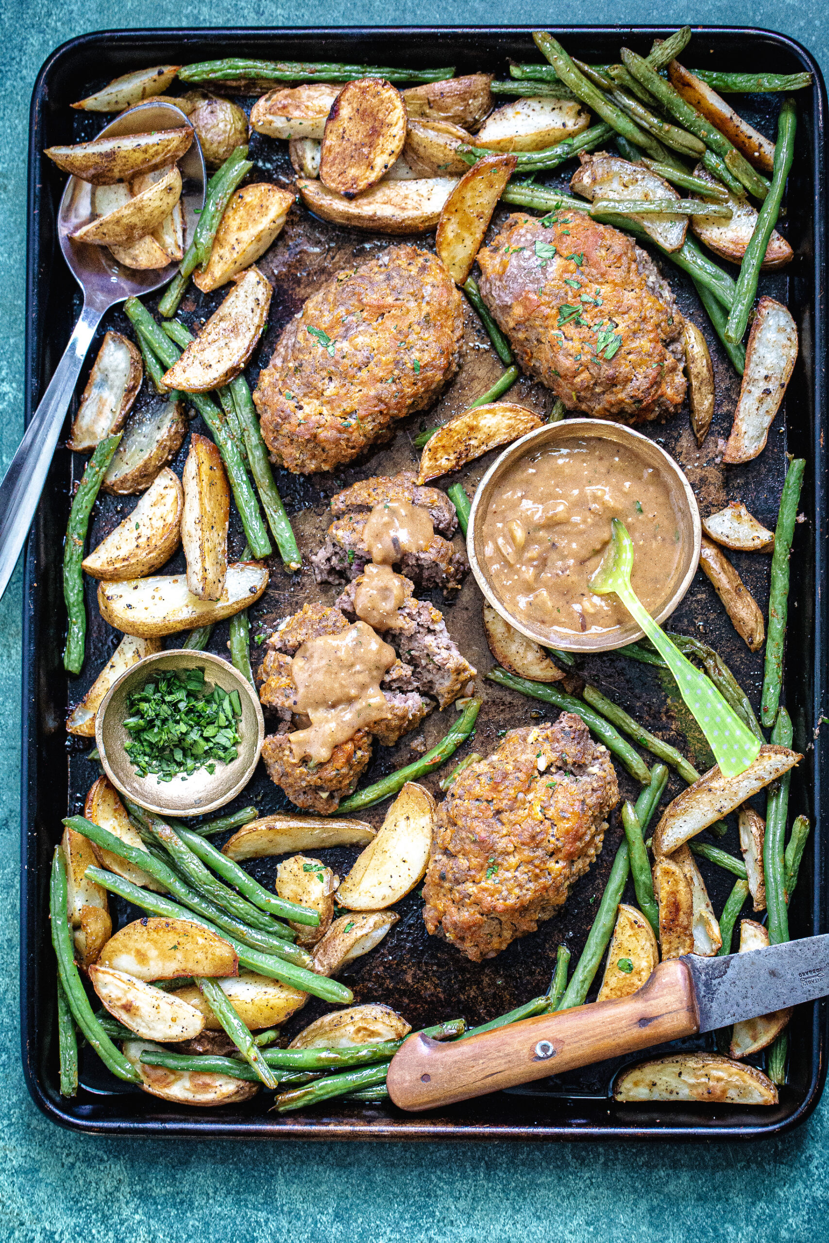 Sheet Pan Meatloaves with Green Beans and Potatoes